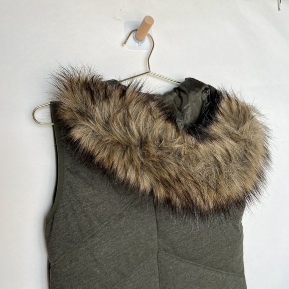 Michael Kors Womens Reversible Vest Olive Green Down Jacket Faux - Picture 6 of 8